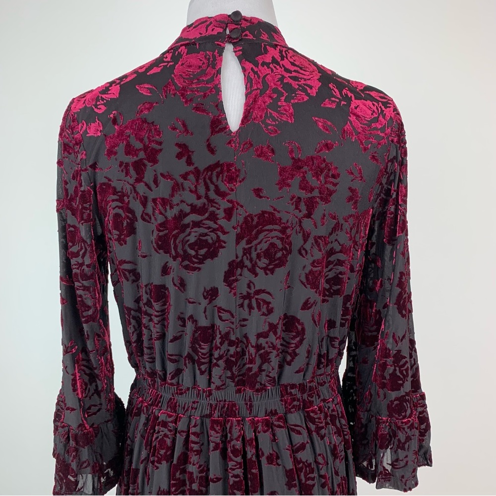 ModCloth Visionary Velvet Burnout Keyhole Dress Medium - Picture 12 of 16